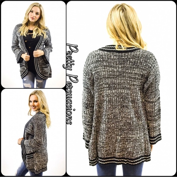 NWT Black & White Striped Bell Sleeve Cardigan - Picture 3 of 8